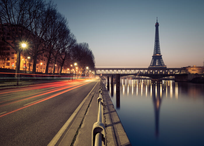Shutterstock 136984760