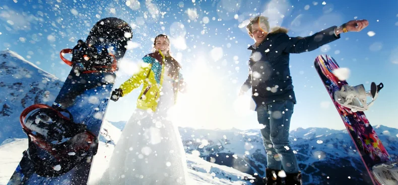 Bride Groom Love Throw Snow Background Alps Courchevel 1