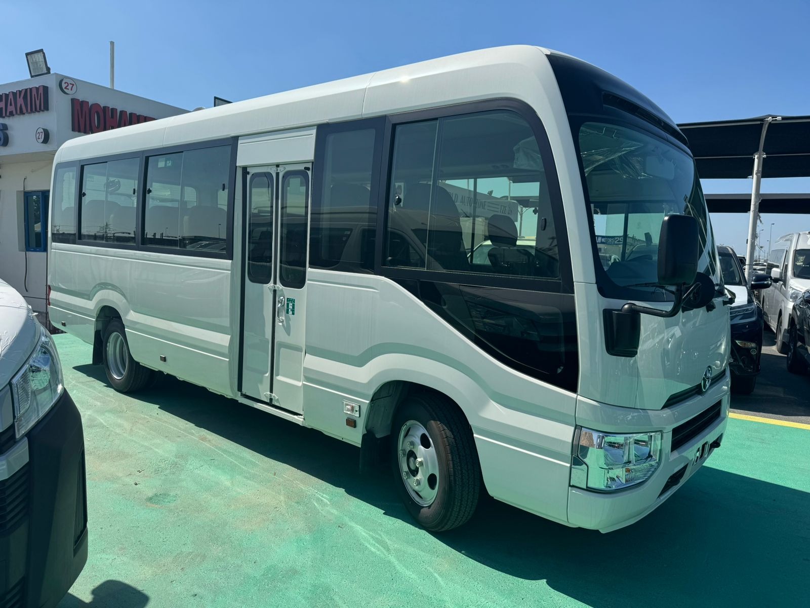 22 seater Coaster Bus – Nairobi